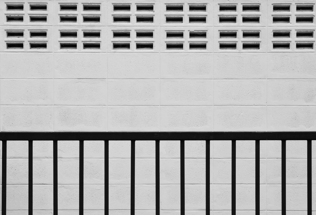 Rectangular Roster Wall Fence